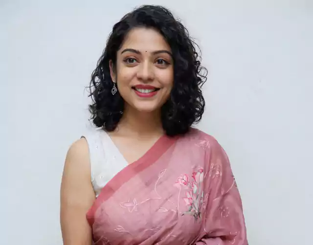 Varsha Bollamma Pics